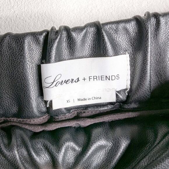 Lovers + Friends Black Vegan Faux Leather Cargo Pants Jogger Utility Size Medium - Picture 9 of 15
